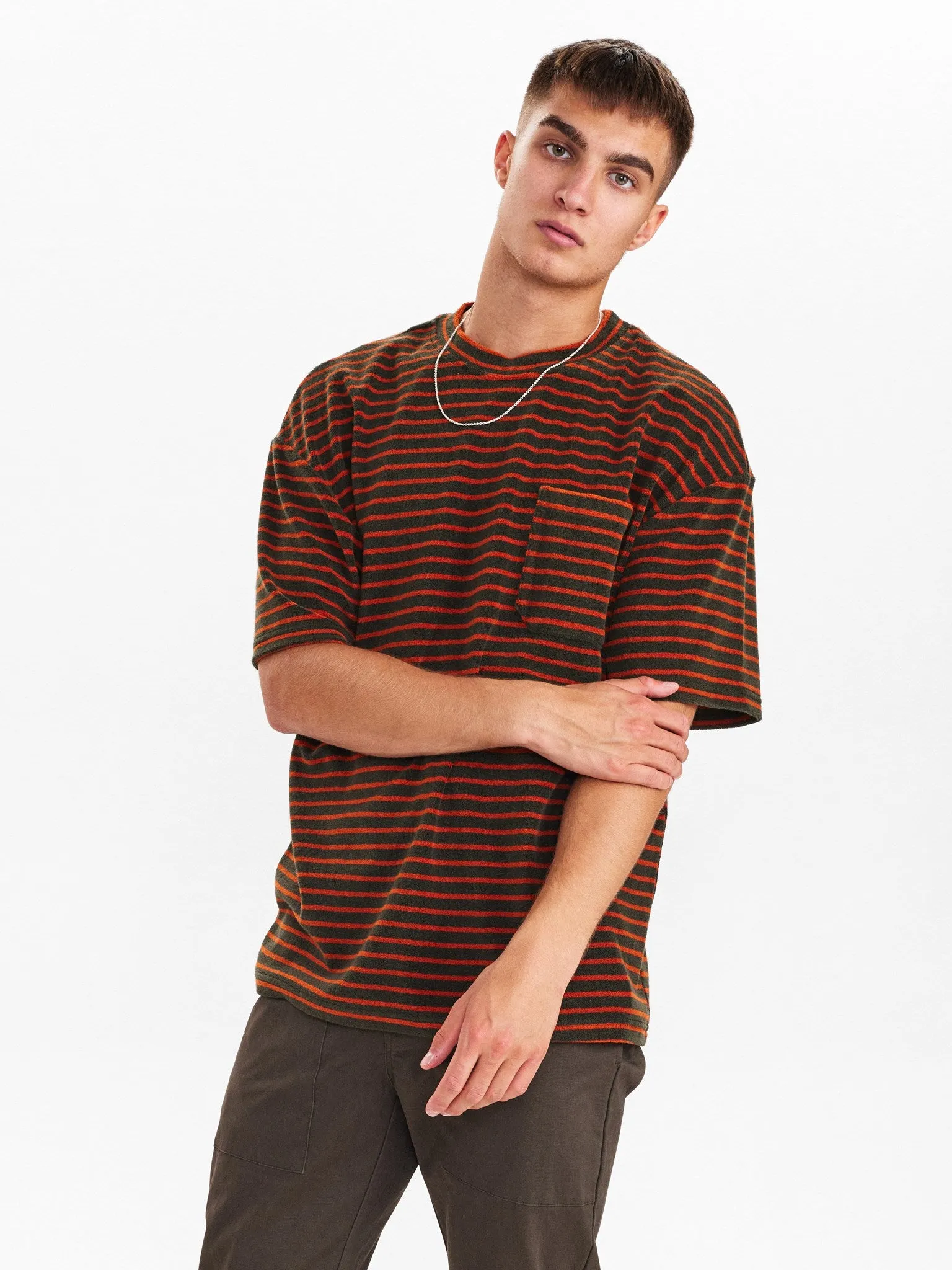 AKHOLGER FROTTE STRIPE TEE - Forest night