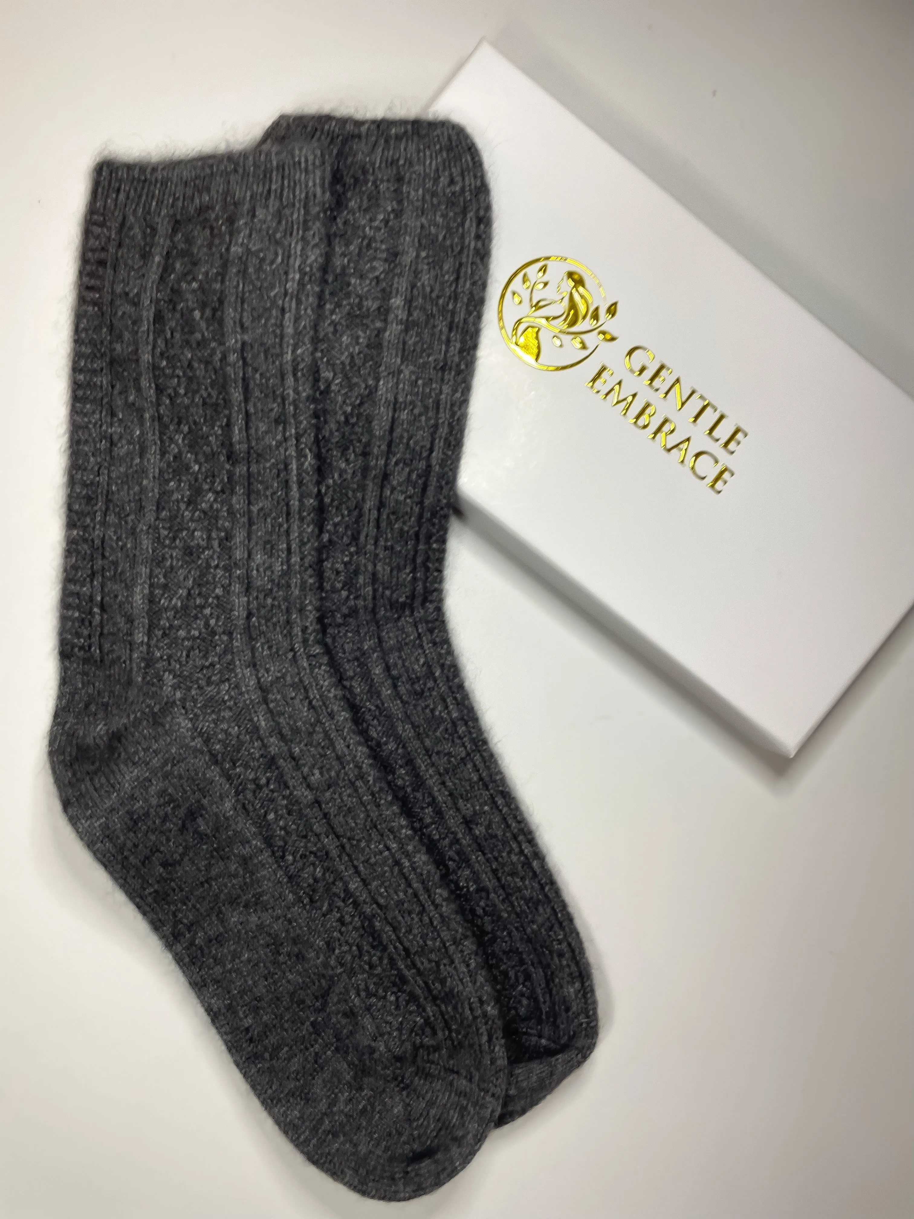 Best Cashmere Socks Women’s – Brown, Black and Charcoal with a Pattern