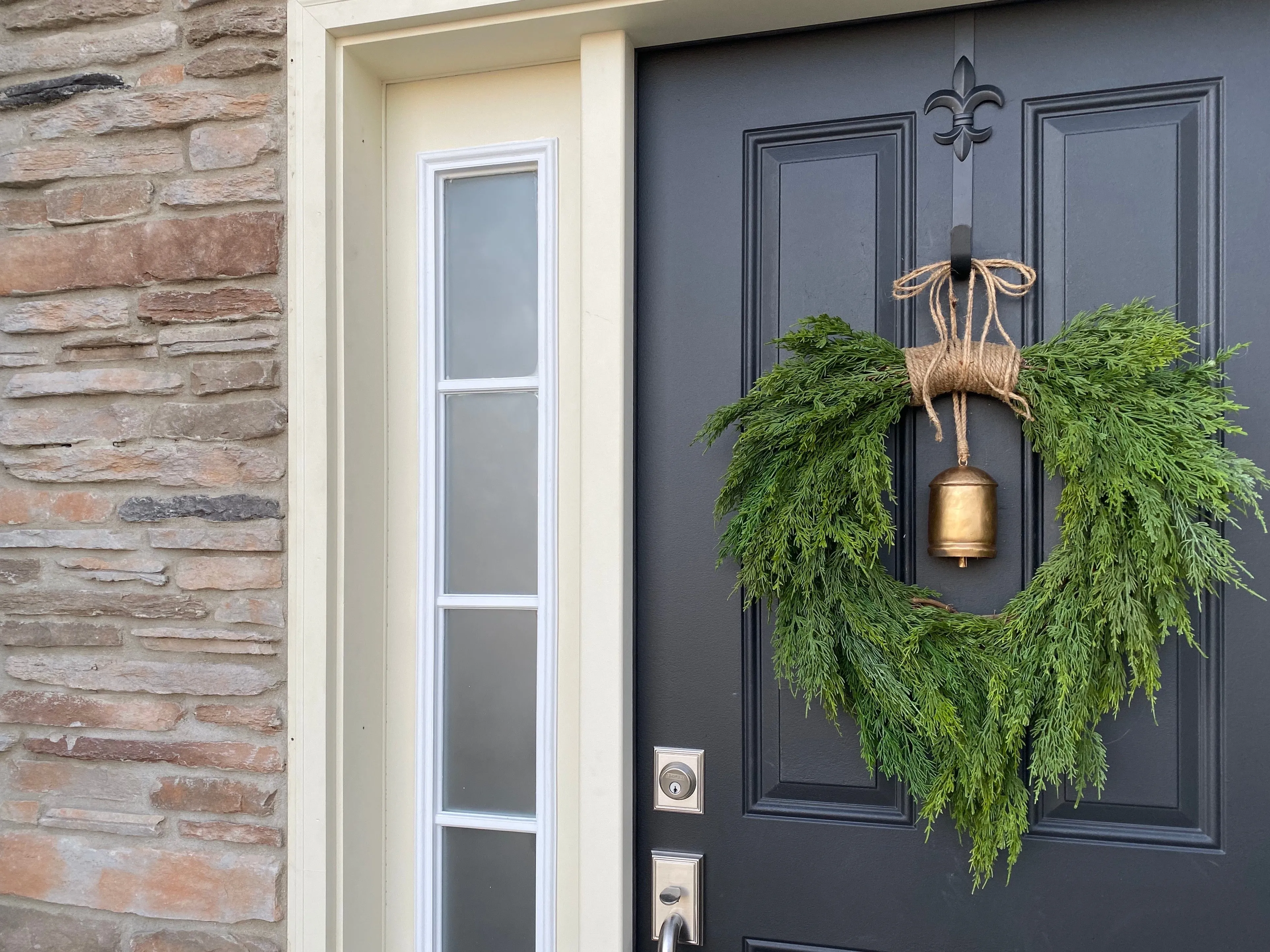 Cedar Wreath with Gold Hanging Bell