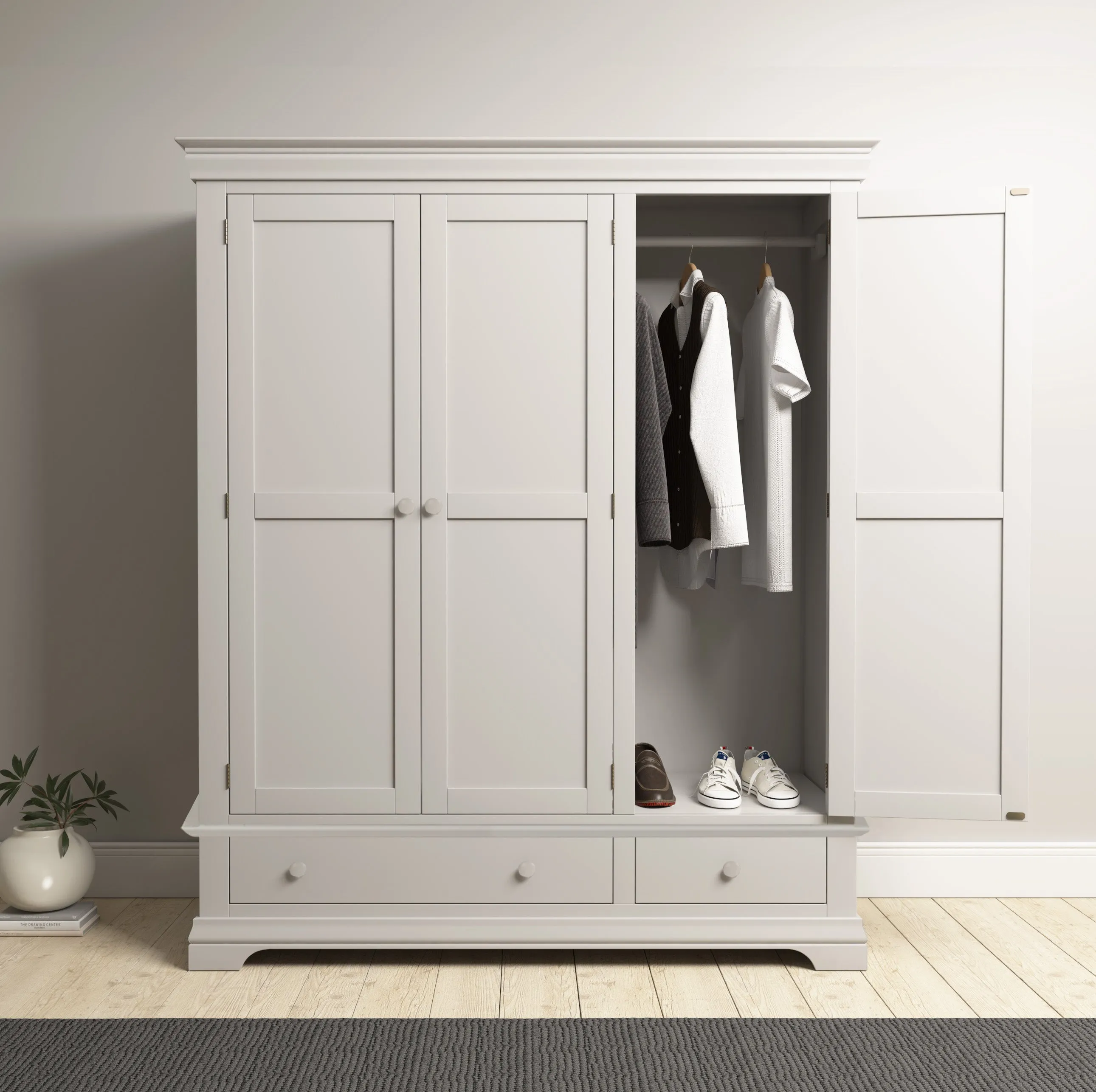 Chalbury Triple Wardrobe in Pebble Grey