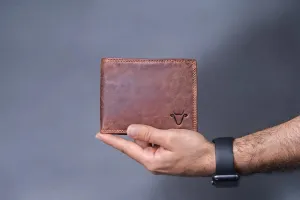 Essentials Wallet