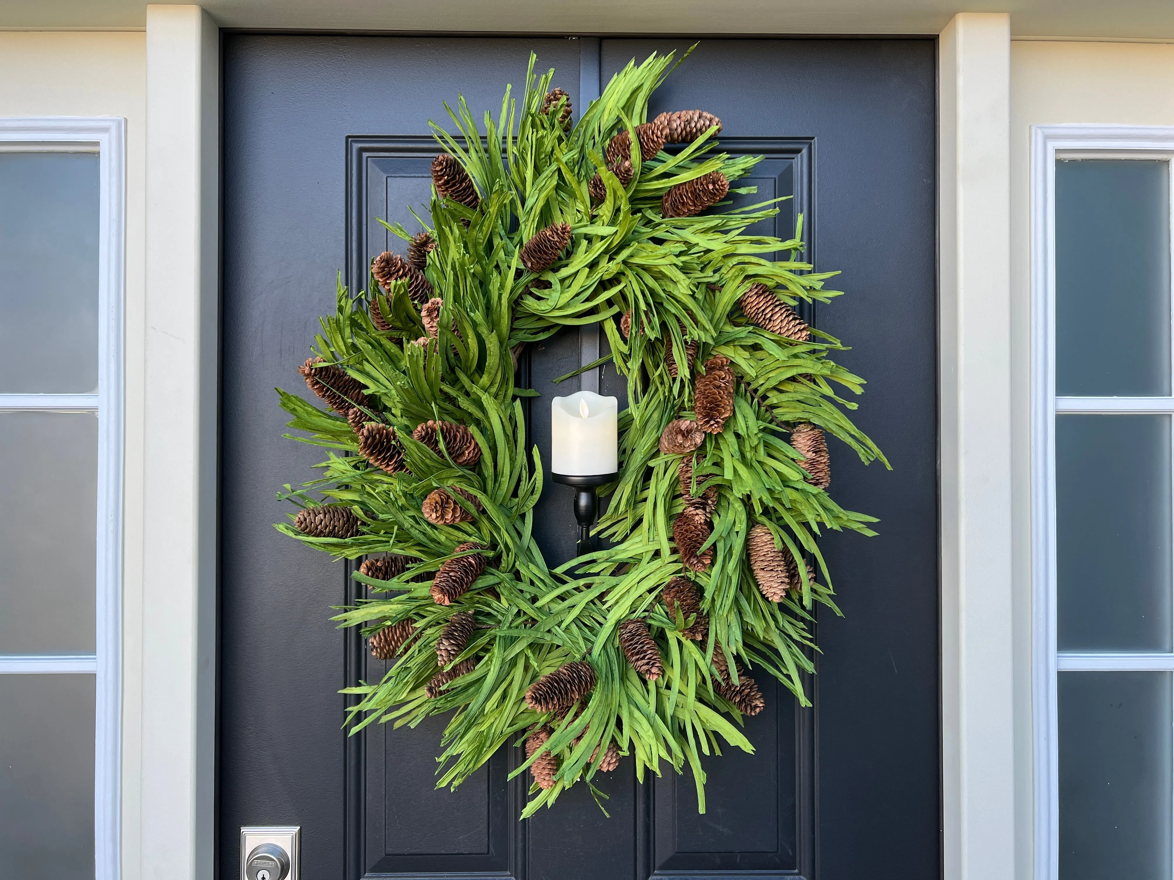 Tropical Christmas Wreath with Flickering Candle