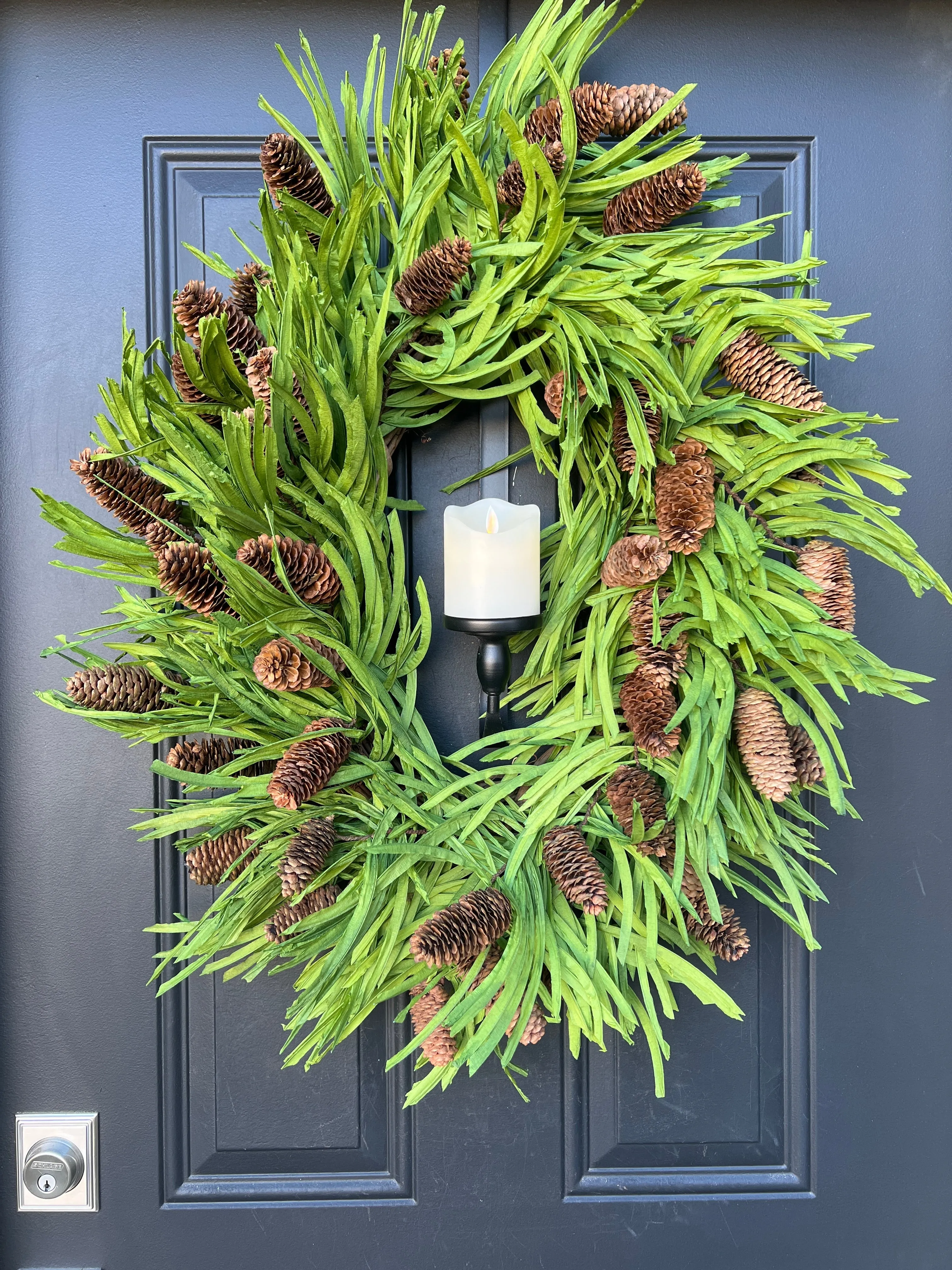 Tropical Christmas Wreath with Flickering Candle