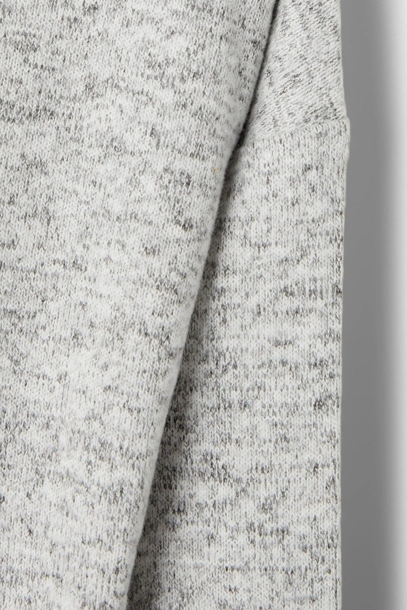 Victi Knit Jumpers - Grey Melange