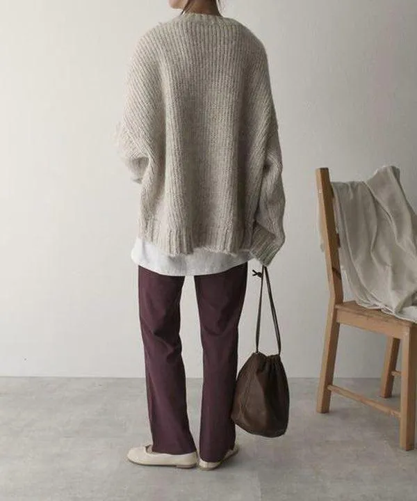 Women's Oversized Round Neck Knitted Jumper with Pocket | Ideal for Autumn/Winter